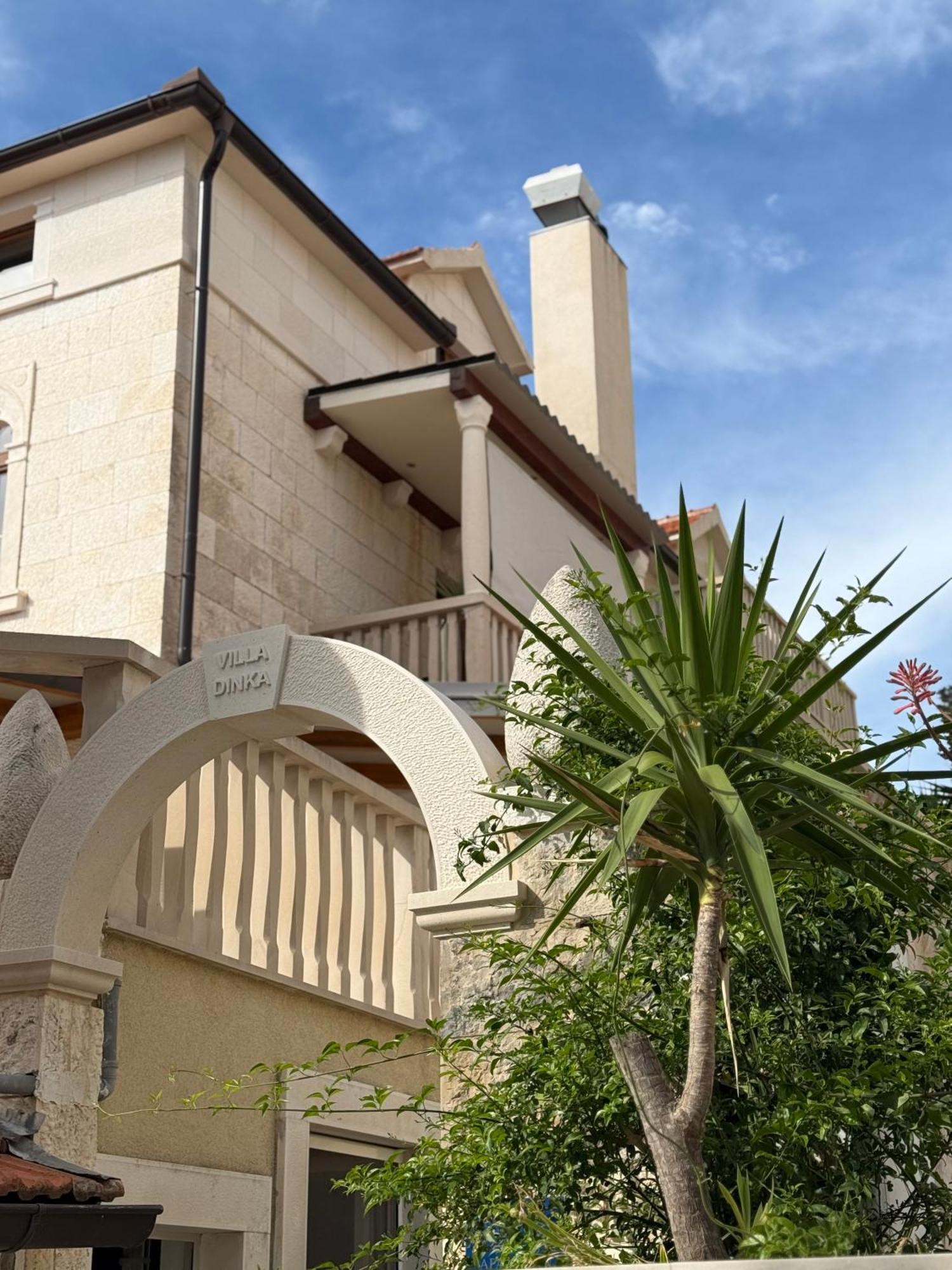 Apartments Dinka Hvar Town Buitenkant foto